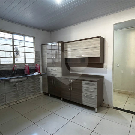 Casa à venda com 2 quartos, sendo 1 suíte, em Bosque das Araras, Três Lagoas, MS