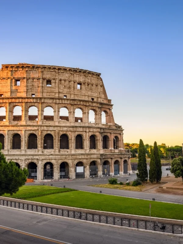 Comprar imóvel na Itália: apartamentos em Veneza, San Lucido e Lago di Garda