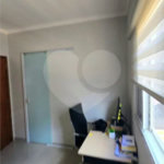 Casa em condomínio Alvorada em Araraquara com 3 dormitórios e piscina