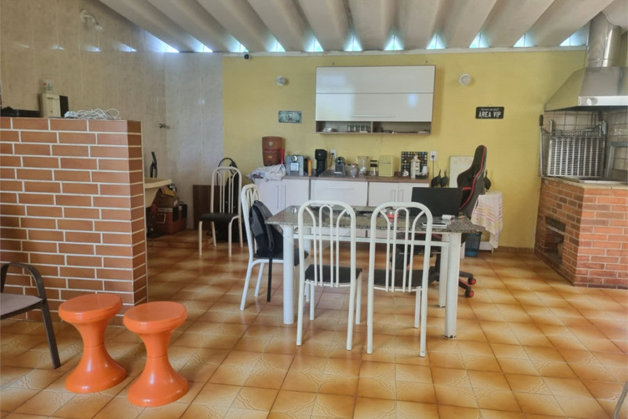 Sobrado amplo Vila Irmãos Arnoni