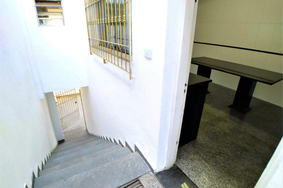 Ótimo sobrado á venda na Vila Mazzei com 3 dormitórios