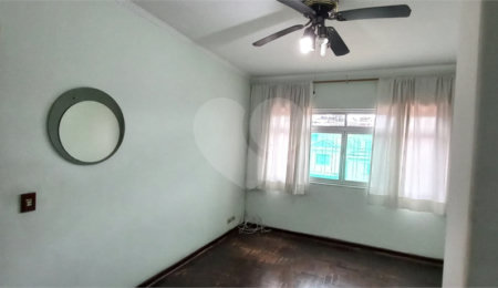 Casa Térrea à venda com 2 quartos em Jardim Marisa, São Paulo, SP
