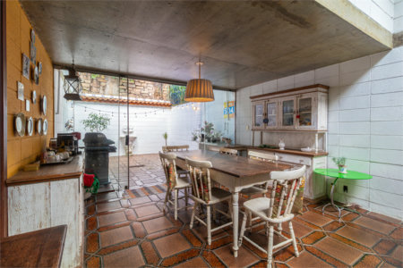 Casa de Vila à venda com 3 quartos, sendo 1 suíte, em Chácara Monte Alegre, São Paulo, SP