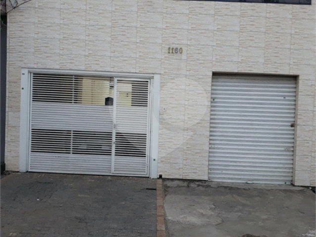 Sobrado à venda com 4 quartos, sendo 2 suítes,  em Parque Edu Chaves, São Paulo, SP