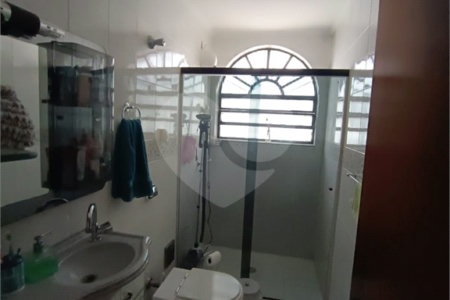 Sobrado à venda com 3 quartos, sendo 1 suíte, em Jaguaré, São Paulo, SP