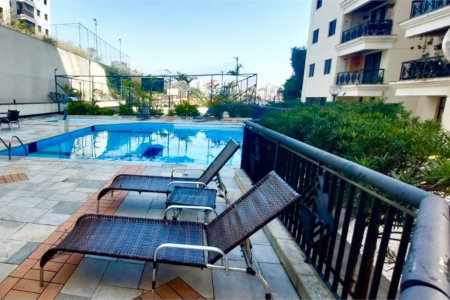 Apartamento à venda com 3 quartos, sendo 1 suíte, em Jardim Peri Peri, São Paulo, SP