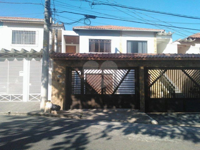 Casa à venda com 3 quartos, sendo 1 suíte,  em Vila Nova Cachoeirinha, São Paulo, SP
