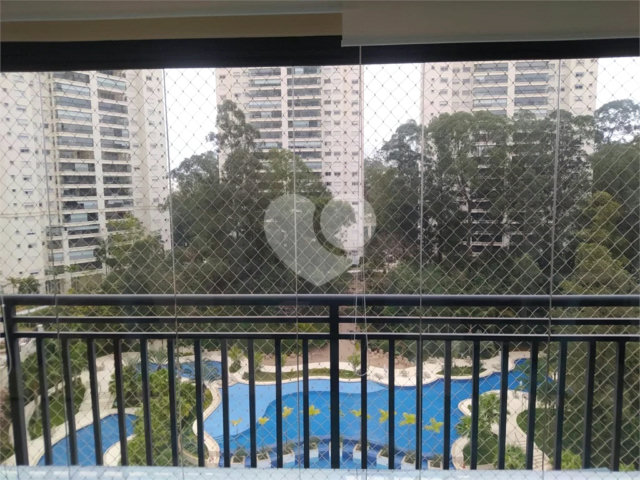 Apartamento à venda com 3 suítes em Jardim Marajoara, São Paulo, SP
