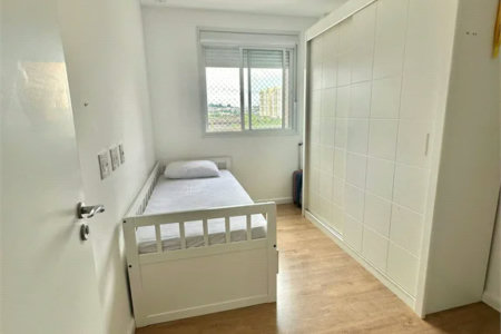 Apartamento à venda com 3 quartos, sendo 1 suíte,  em Vila Andrade, São Paulo, SP