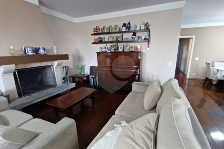 Casa à venda com 3 suítes em Tucuruvi, São Paulo, SP