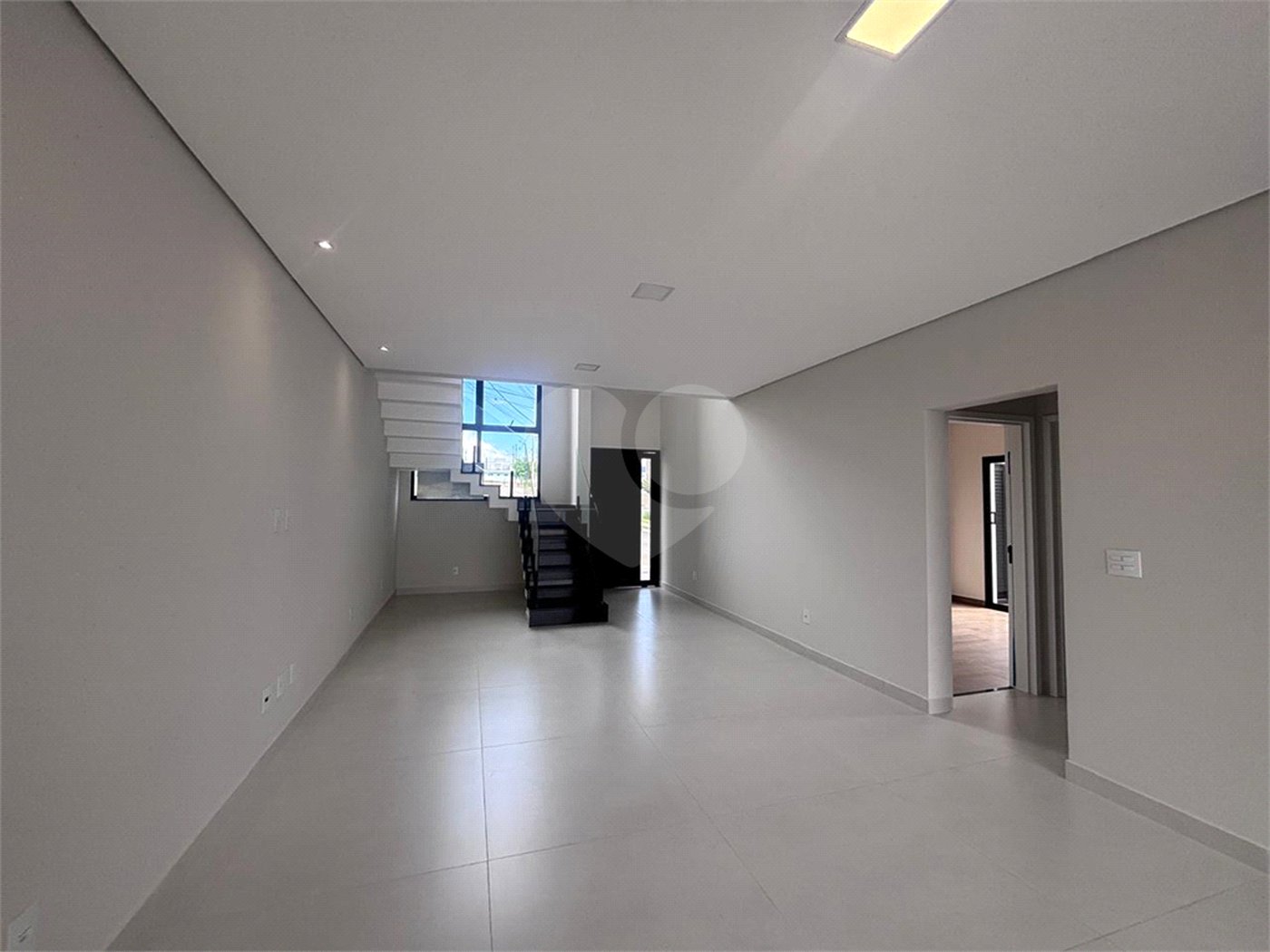 Casa à venda com 3 suítes no condomínio Campos do Conde I e II, Sorocaba - SP