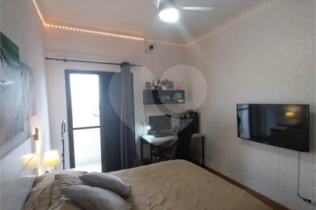 Apartamento à venda com 4 quartos, sendo 1 suíte,  em Vila Ipojuca, São Paulo, SP