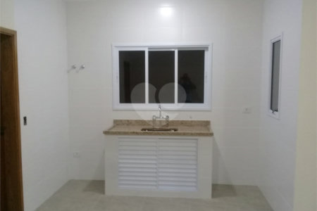 Casa à venda com 3 quartos, sendo 1 suíte,  em Loteamento Jardim Solares, Atibaia, SP