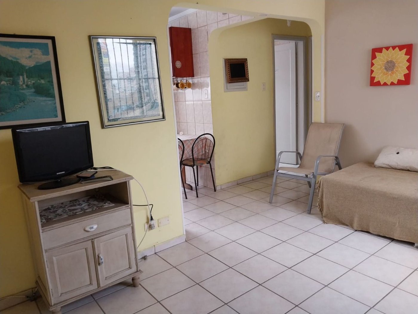 Apartamento com 2 dormitórios para alugar, 60 m² por R$ 3.690,00/mês - Gonzaga - Santos/SP