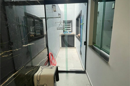 Casa à venda com 3 quartos, sendo 1 suíte, no condomínio Real Park Tietê, Mogi das Cruzes - SP