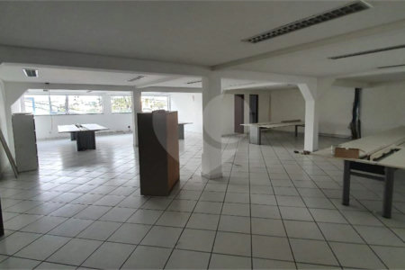 Prédio à venda ou para alugar em Vila Palmares, Santo André, SP