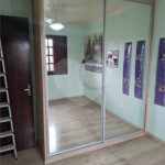 Casa à venda com 4 quartos, sendo 1 suíte, no condomínio Conjunto Residencial Green Village I, Mogi das Cruzes - SP