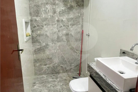Sobrado à venda com 4 quartos, sendo 2 suítes,  em Mogi Moderno, Mogi das Cruzes, SP