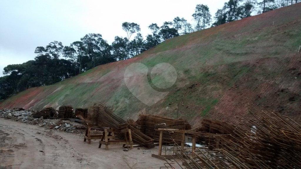 Terreno à venda em Jardim Glória, Miracatu, SP