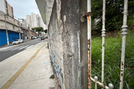 Terreno à venda em Santa Teresinha, São Paulo, SP
