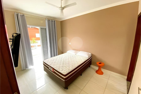 Casa à venda com 3 quartos, sendo 1 suíte, no condomínio Morada da Praia, Bertioga - SP