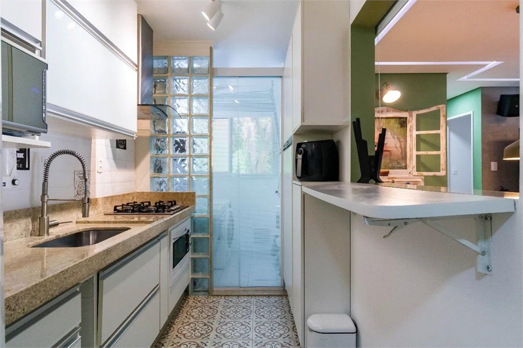 Apartamento à venda com 2 quartos, sendo 1 suíte,  em Vila Andrade, São Paulo, SP