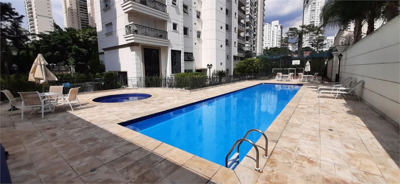 Apartamento à venda com 4 quartos, sendo 3 suítes,  em Cidade Monções, São Paulo, SP