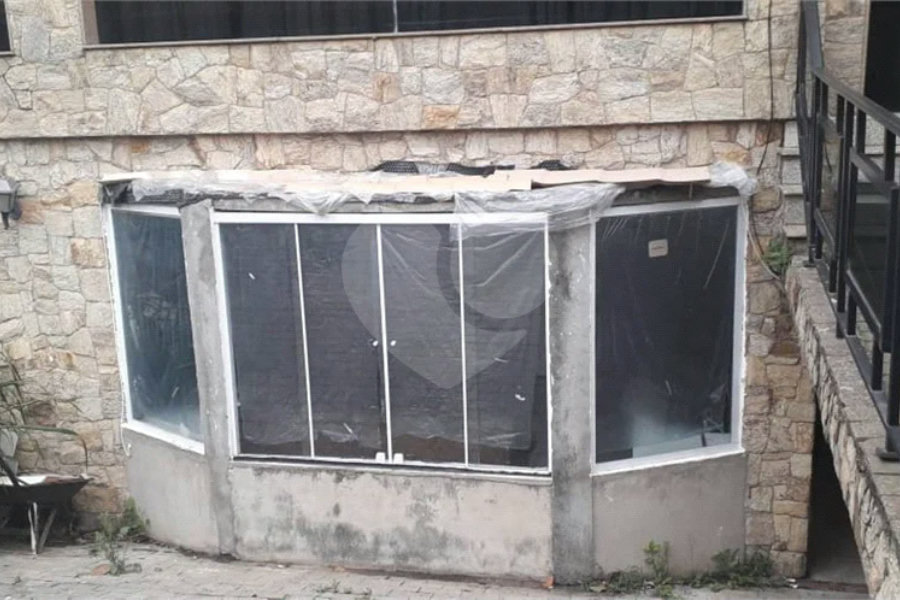 Sobrado à venda com 6 quartos, sendo 1 suíte,  em Horto, São Paulo, SP