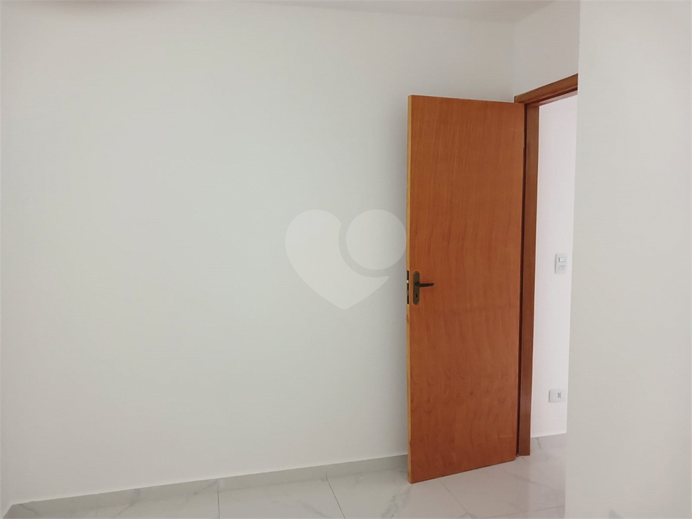 Casa para alugar com 1 quarto no condomínio Edificio Cometa, São Paulo - SP