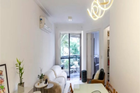Apartamento à venda com 2 quartos, sendo 1 suíte, em Moema, São Paulo, SP