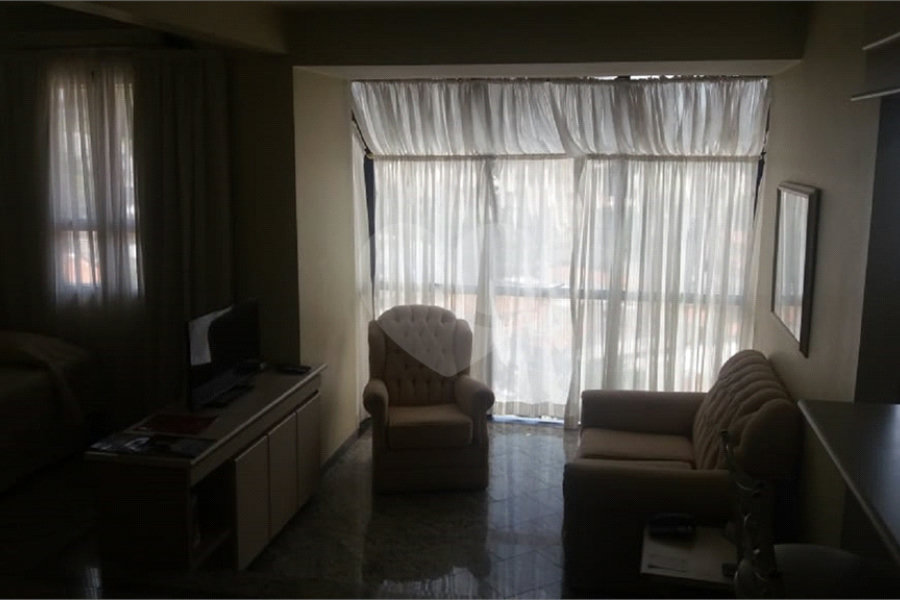Flat à venda com 1 suíte em Santana, São Paulo, SP