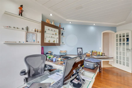 Apartamento à venda com 4 quartos, sendo 2 suítes, em Brooklin, São Paulo, SP
