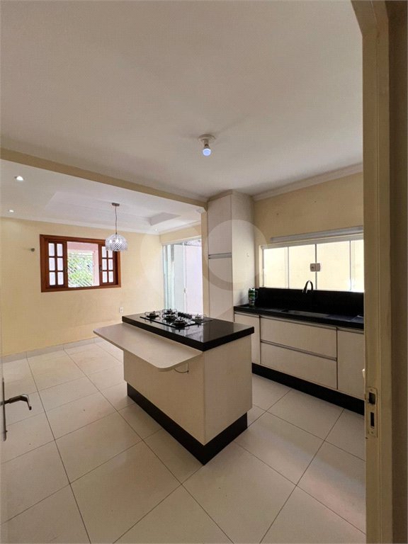 Casa à venda com 3 quartos, sendo 1 suíte, em Jardim dos Colibris, Indaiatuba, SP