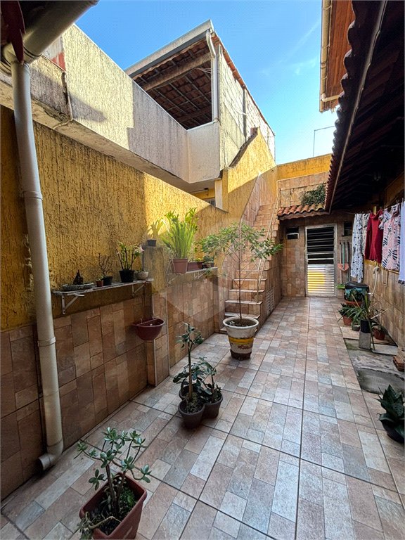 Casa à venda com 3 quartos, sendo 1 suíte, em Vila Galvão, Guarulhos, SP