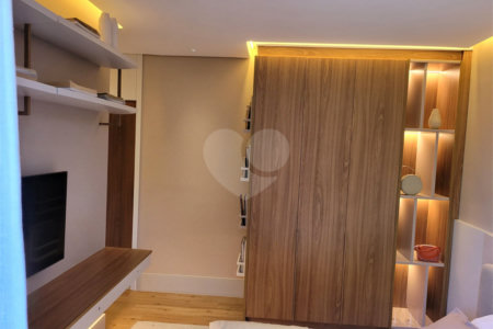 Apartamento à venda com 4 suítes em Vila Madalena, São Paulo, SP