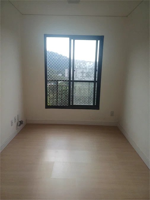 Apartamento à venda com 2 quartos em Lageado, Cotia, SP