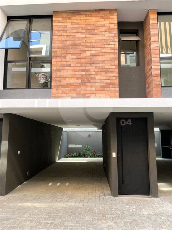 Casa à venda com 2 suítes no condomínio Cube Villa, São Paulo - SP