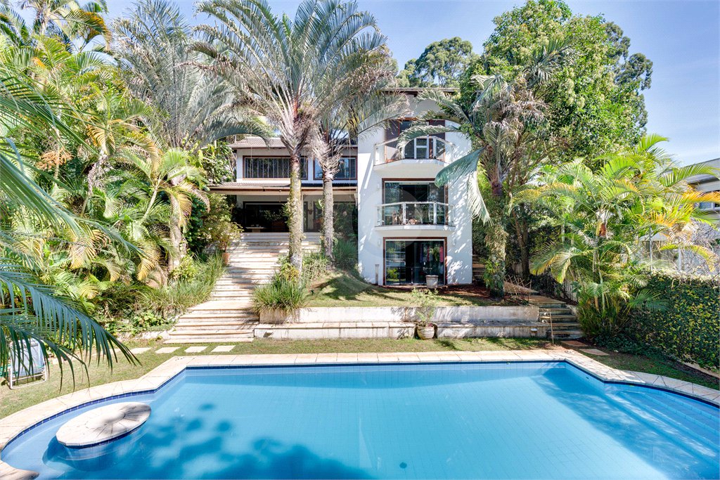 Casa à venda com 4 suítes em Alto da Boa Vista, São Paulo, SP