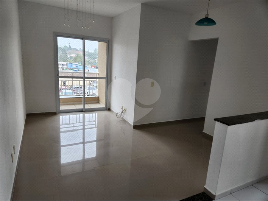 Apartamento para alugar com 2 quartos, sendo 1 suíte, em Villa DI Cesar, Mogi das Cruzes, SP