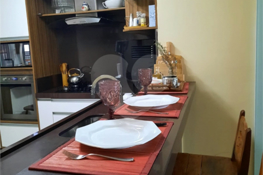 Sobrado à venda com 2 suítes em Vila Guilherme, São Paulo, SP