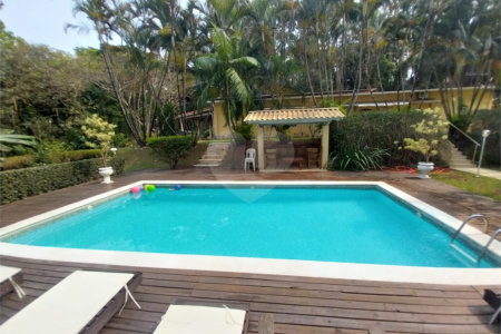 Chácara à venda ou para alugar com 3 quartos, sendo 1 suíte, em Chácaras Polozzi, Louveira, SP