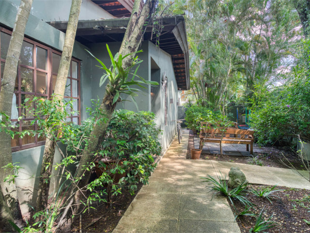 Casa à venda com 4 quartos, sendo 2 suítes,  em Alto da Boa Vista, São Paulo, SP