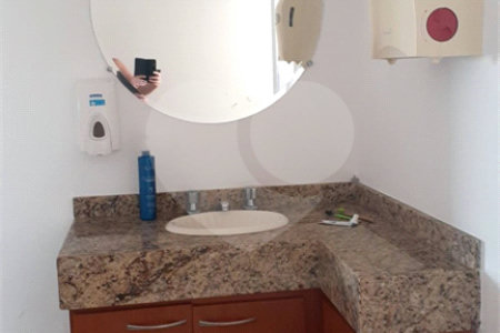Casa à venda com 3 quartos, sendo 2 suítes, em Conjunto Habitacional Brás Cubas, Mogi das Cruzes, SP