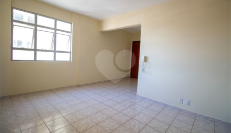 Apartamento à venda com 2 quartos no Centro, São Roque, SP