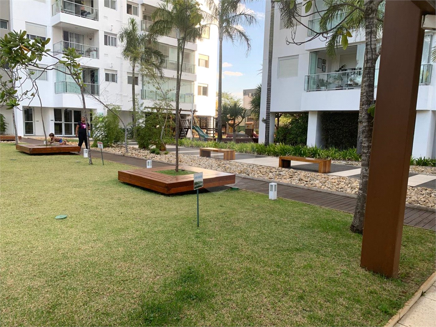 Apartamento à venda com 3 quartos, sendo 1 suíte, em Vila Anastácio, São Paulo, SP