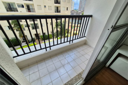 Apartamento à venda com 2 quartos em Vila Anastácio, São Paulo, SP