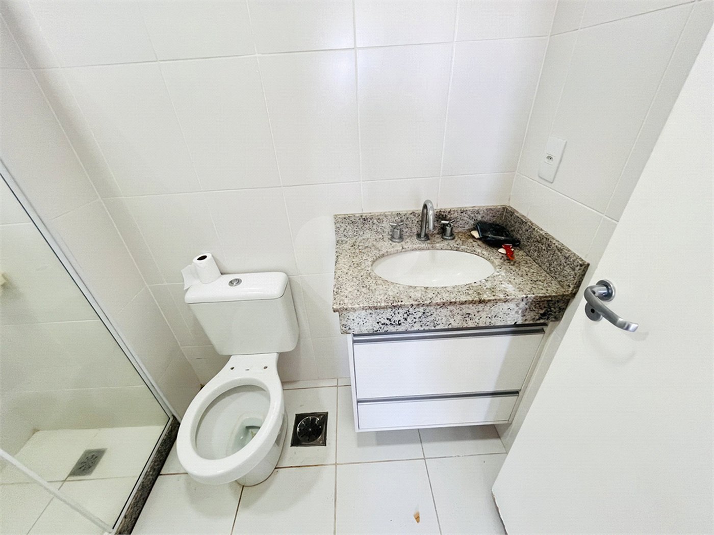 Apartamento à venda com 2 quartos, sendo 1 suíte, em Campo Grande, Rio de Janeiro, RJ