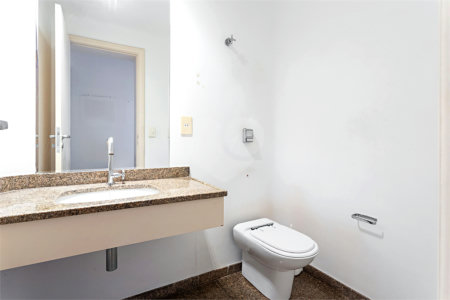 Apartamento à venda com 4 suítes em Campo Belo, São Paulo, SP