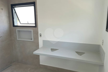 Casa à venda com 3 suítes no condomínio Central Parque, Salto - SP