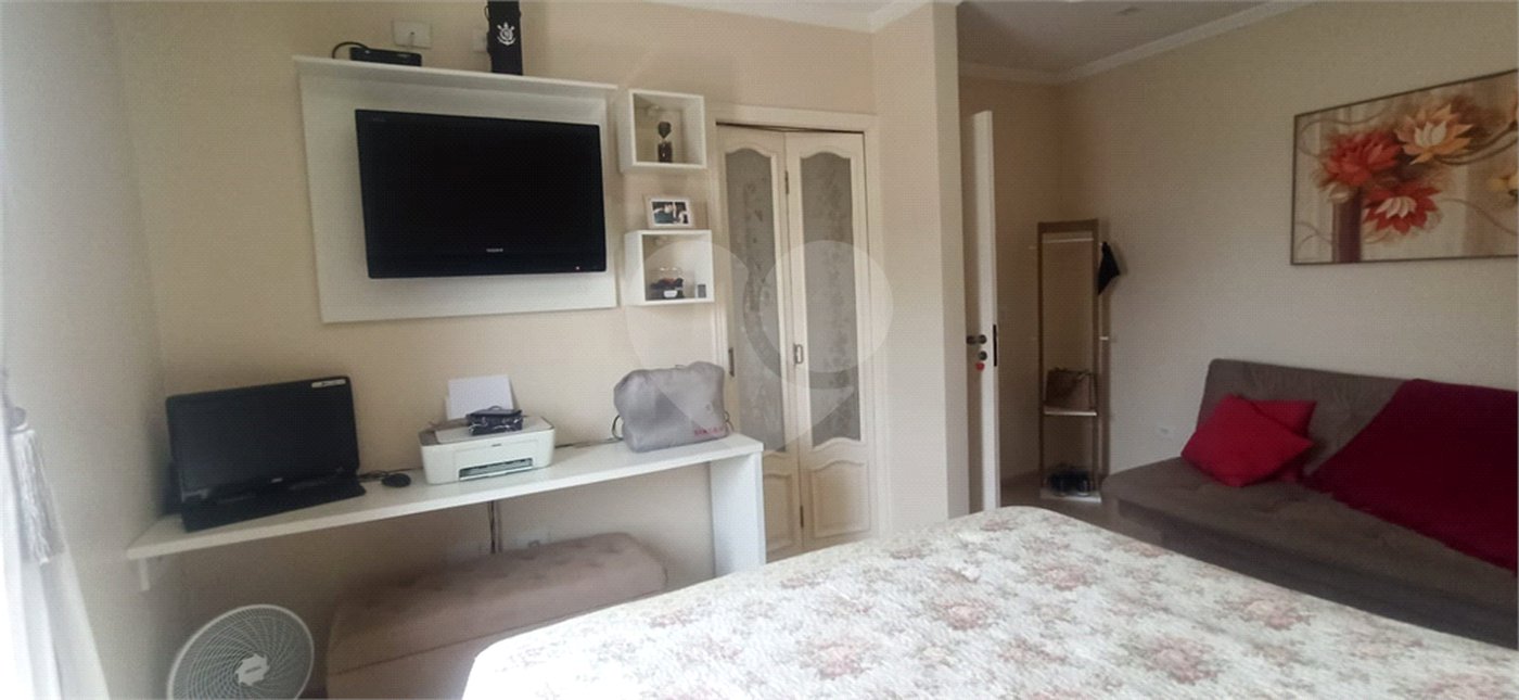 Sobrado à venda com 3 suítes em Vila Mazzei, São Paulo, SP